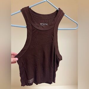 SET Active maroon tank top